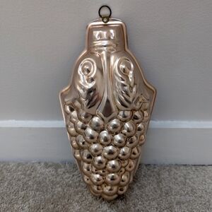 Vintage Grape Gelatin Mold Copper Wall Decor | Cottagecore Farmhouse Kitchen